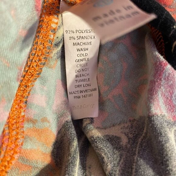 (2) Pair Lularoe Leggings (Tall & Curvy), (1) Pair Lularoe-like Leggings - Picture 4 of 7